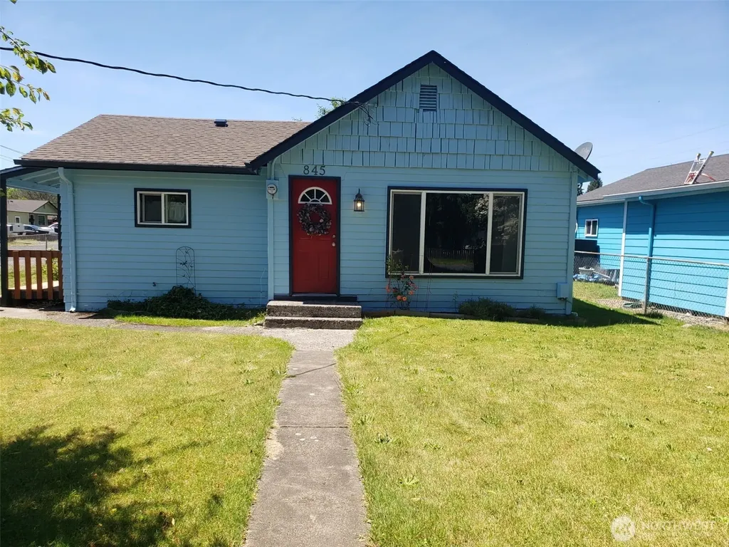 845 SW 3rd. Avenue Castle Rock WA 98611