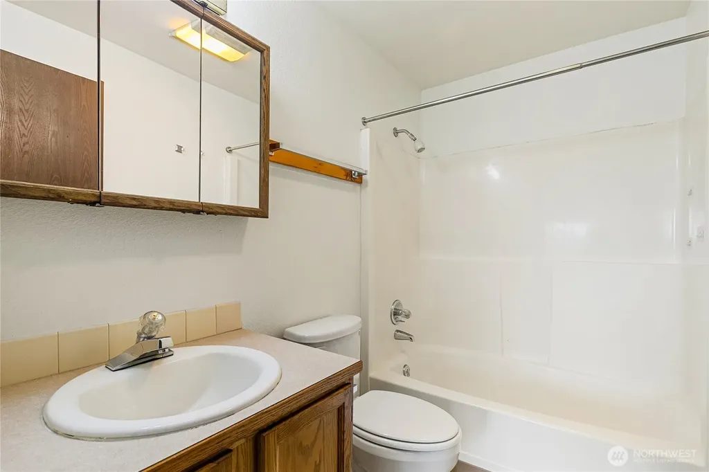1252 Nevada Street Bellingham WA 98226