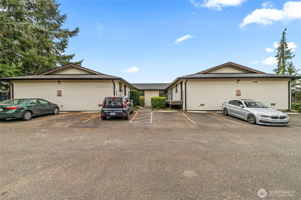 1252 Nevada Street Bellingham WA 98226