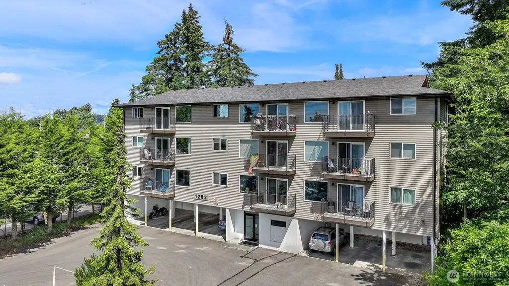 1252 Nevada Street Bellingham WA 98226
