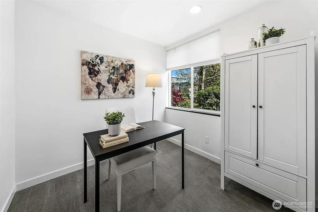 4221 Evanston Avenue N Seattle WA 98103