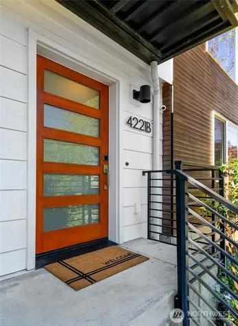 4221 Evanston Avenue N Seattle WA 98103