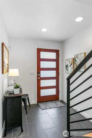 4221 Evanston Avenue N Seattle WA 98103