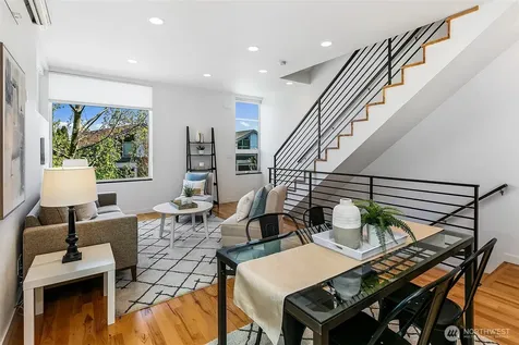 4221 Evanston Avenue N Seattle WA 98103