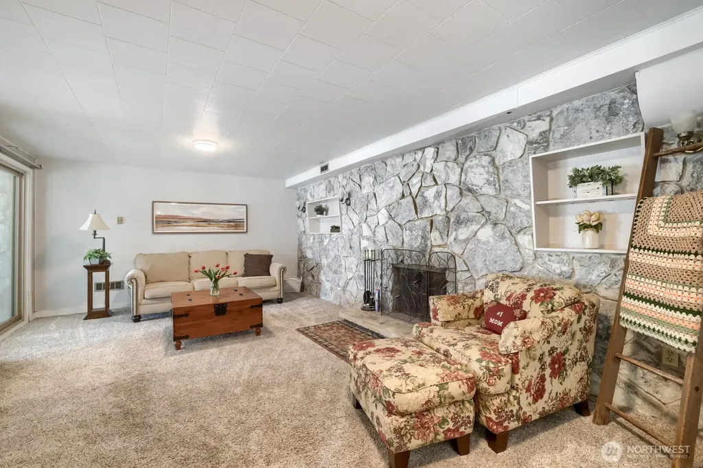 6332 NE 196th Street Kenmore WA 98028