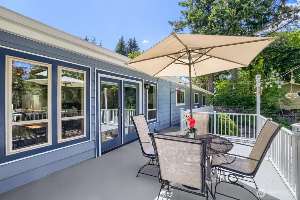 6332 NE 196th Street Kenmore WA 98028