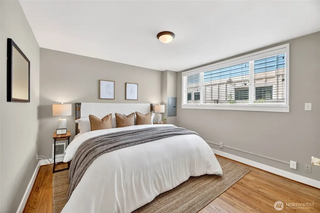 3039 61st Avenue SW Seattle WA 98116