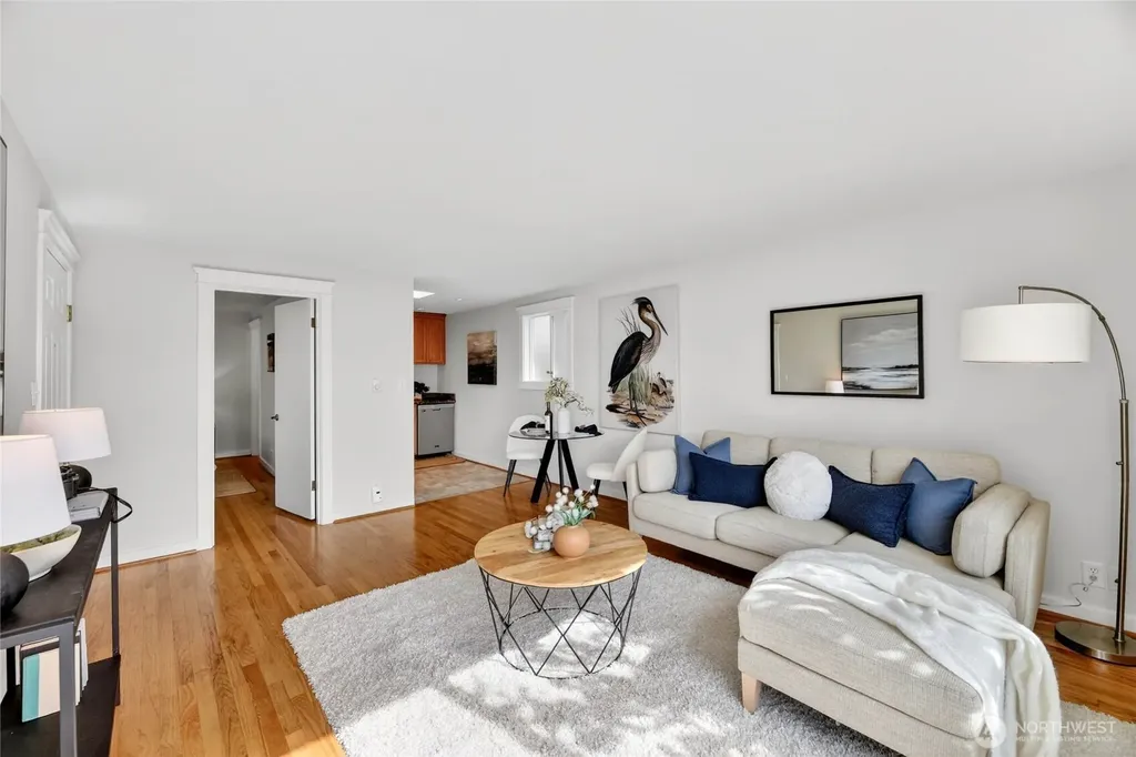 3039 61st Avenue SW Seattle WA 98116