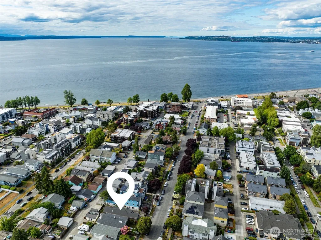 3039 61st Avenue SW Seattle WA 98116