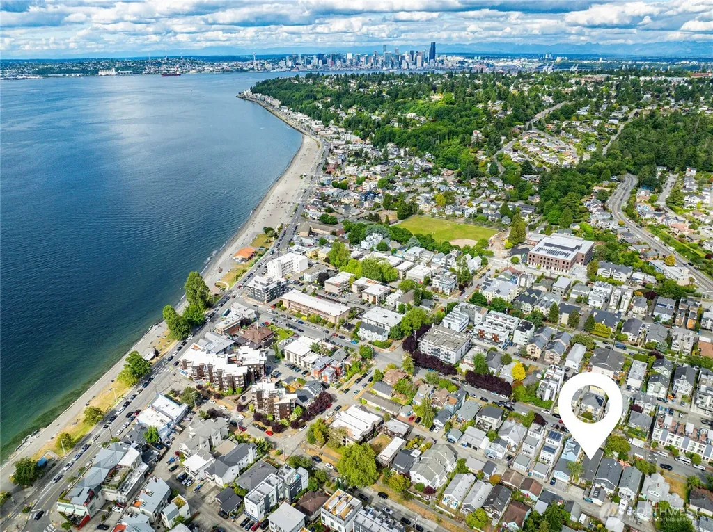 3039 61st Avenue SW Seattle WA 98116