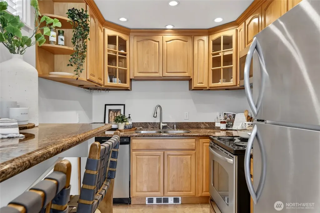 3039 61st Avenue SW Seattle WA 98116