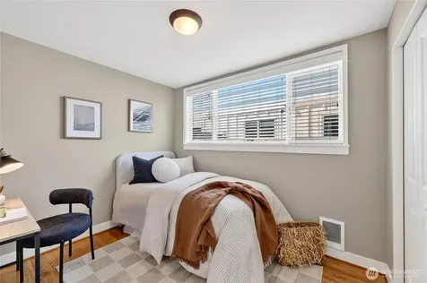 3039 61st Avenue SW Seattle WA 98116