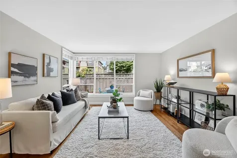 3039 61st Avenue SW Seattle WA 98116