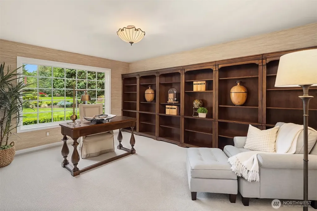 26207 NE 34th Street Redmond WA 98053