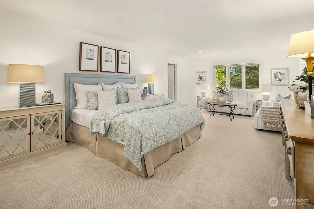26207 NE 34th Street Redmond WA 98053