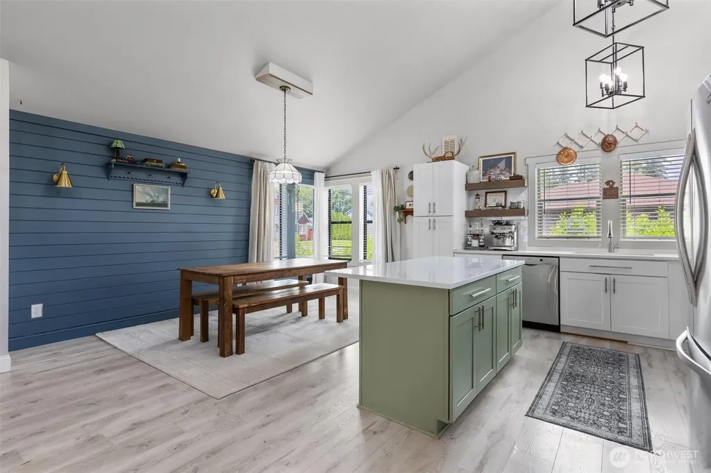216 Joann Lane Arlington WA 98223