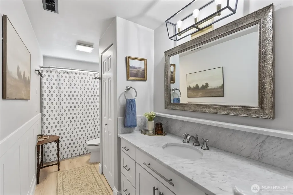 216 Joann Lane Arlington WA 98223
