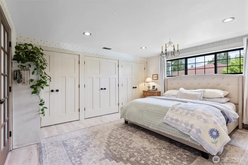 216 Joann Lane Arlington WA 98223