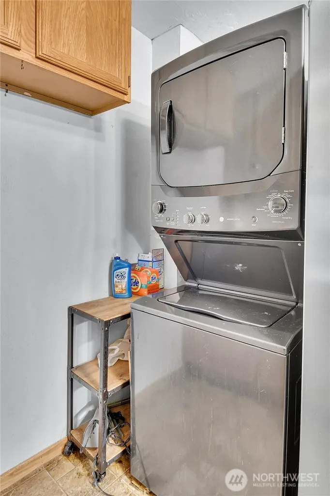 12037 S 64th Avenue Seattle WA 98178