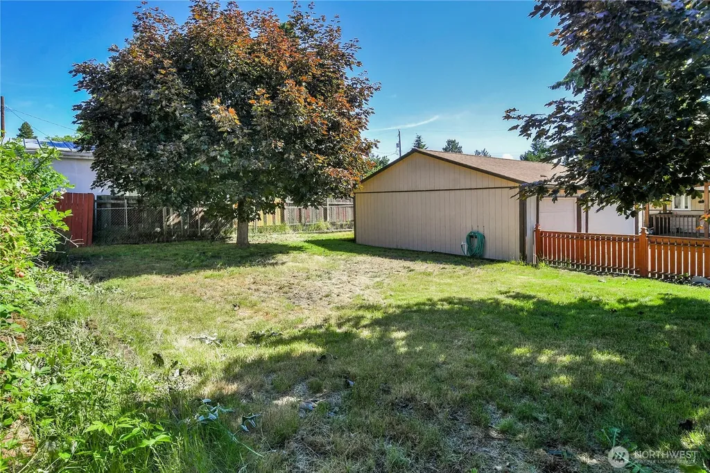 12037 S 64th Avenue Seattle WA 98178