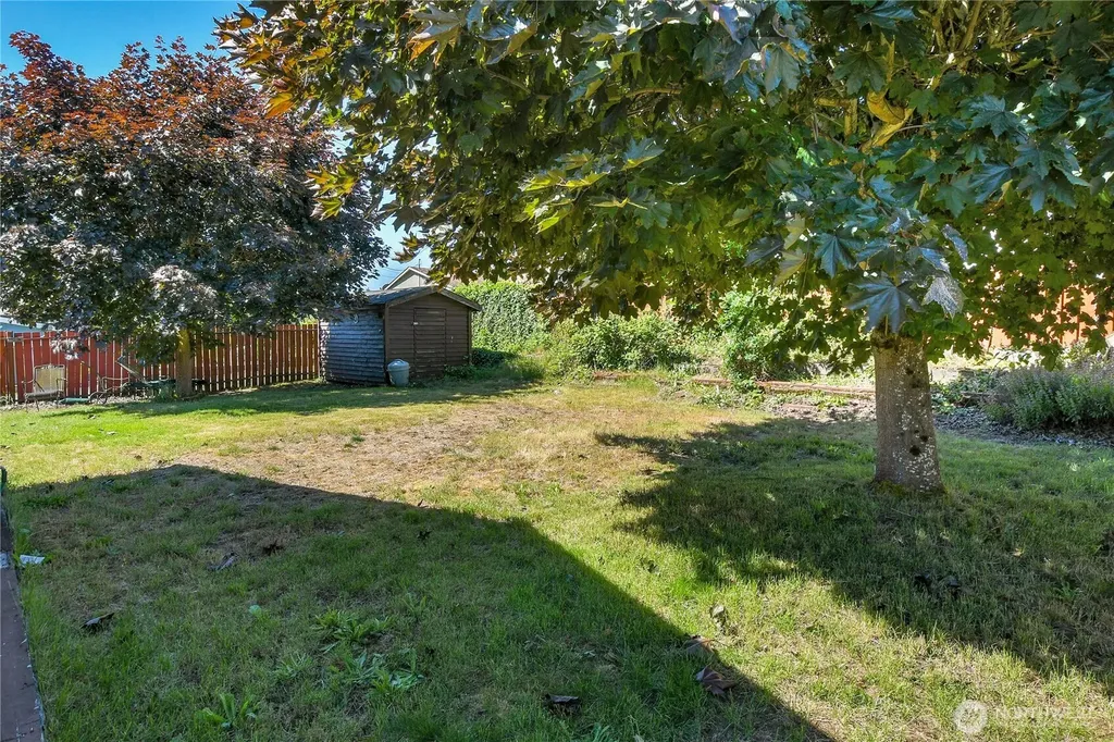 12037 S 64th Avenue Seattle WA 98178