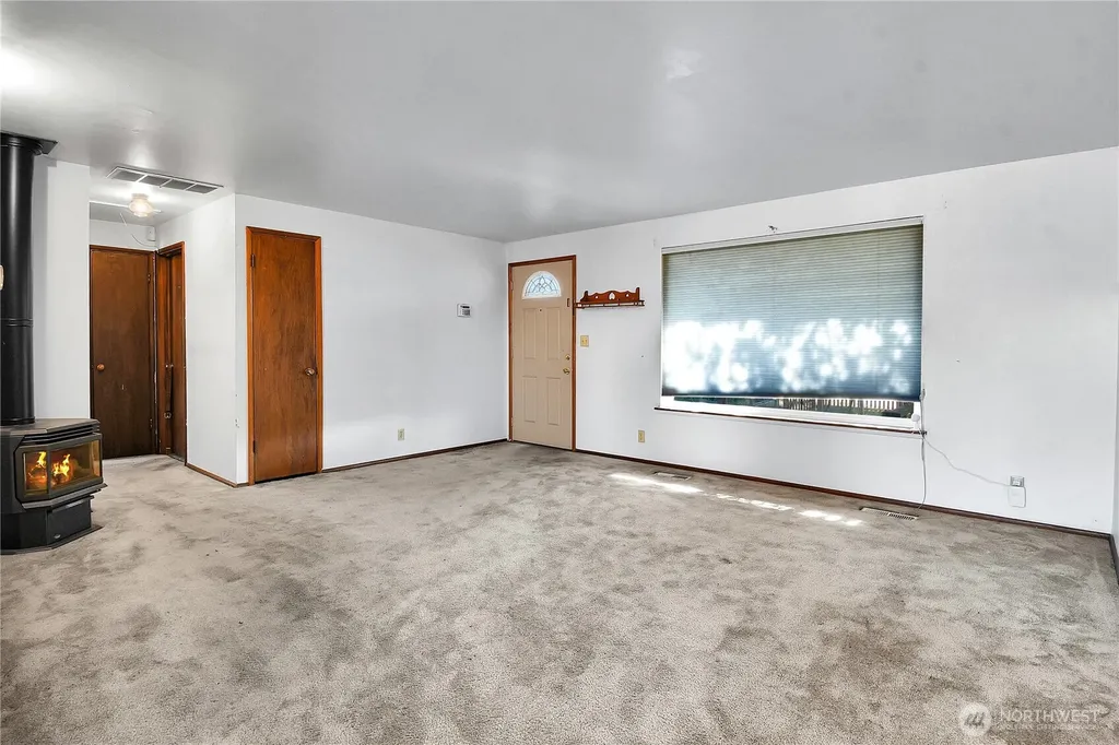 12037 S 64th Avenue Seattle WA 98178