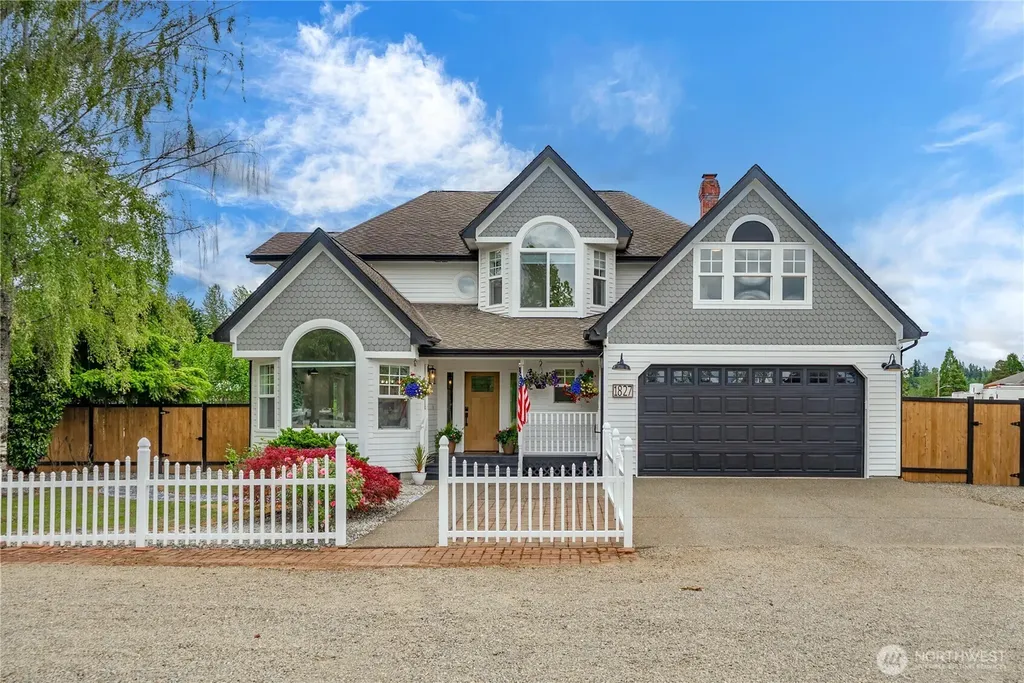 1827 Collins Road Enumclaw WA 98321