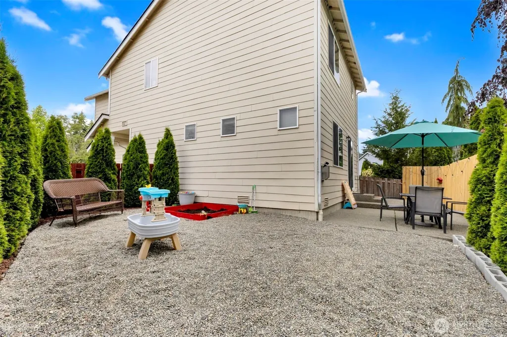 19019 96th Avenue Ct E Puyallup WA 98375