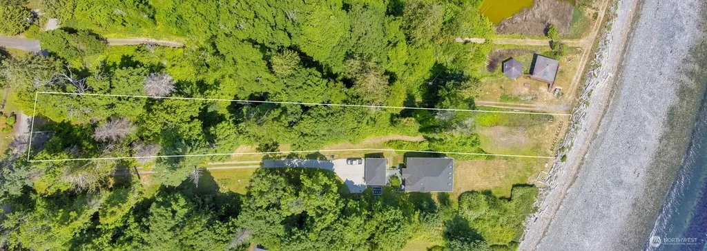 20818 President Point Road NE Kingston WA 98346
