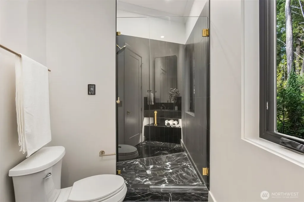 7128 NE 119th Place Kirkland WA 98034