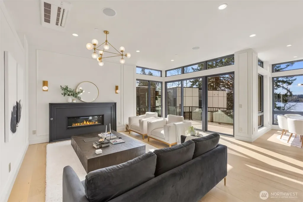 7128 NE 119th Place Kirkland WA 98034