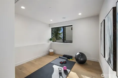 7128 NE 119th Place Kirkland WA 98034