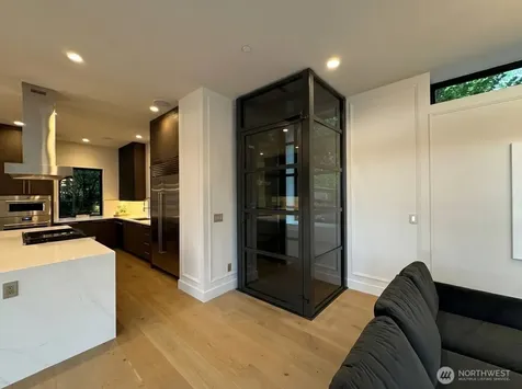 7128 NE 119th Place Kirkland WA 98034