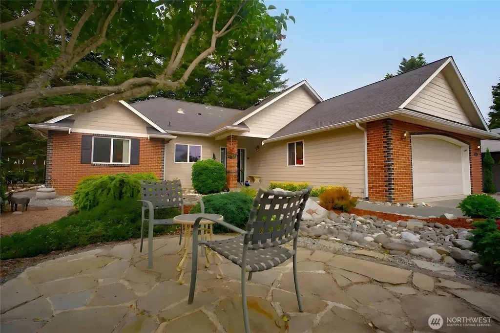 226 Hurricane Ridge Drive Sequim WA 98382