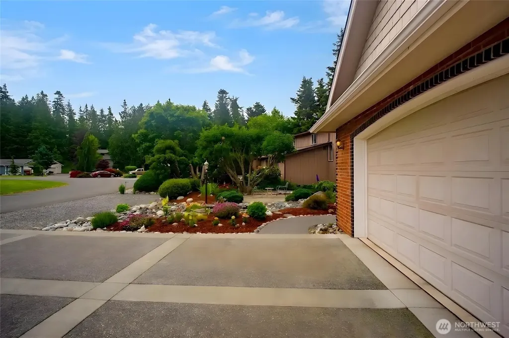 226 Hurricane Ridge Drive Sequim WA 98382