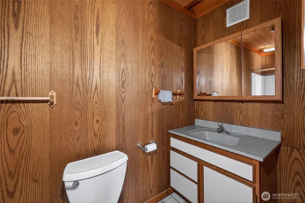 3266 Shady Court Valley WA 99181