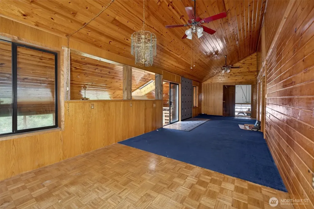 3266 Shady Court Valley WA 99181