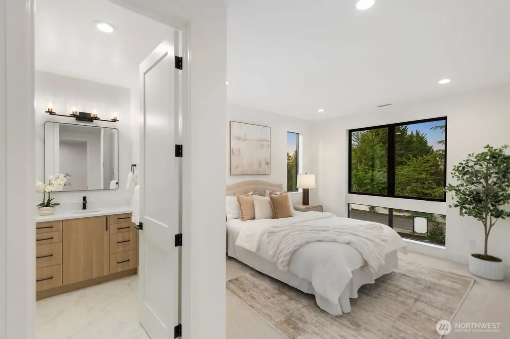 1755 NE 173 Avenue NE Bellevue WA 98008