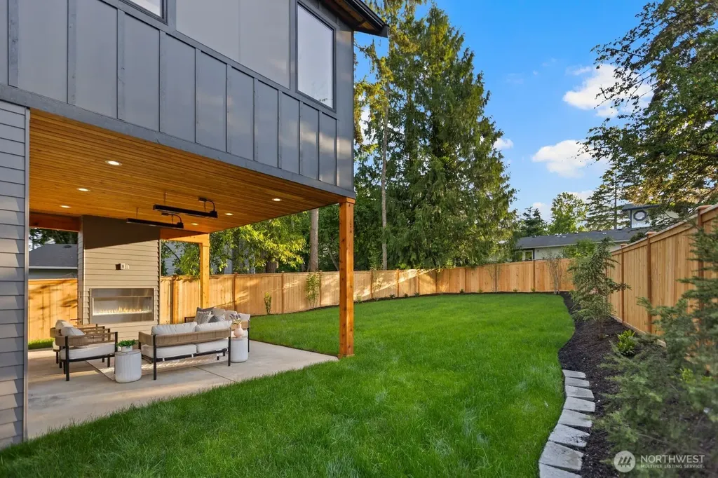 1755 NE 173 Avenue NE Bellevue WA 98008