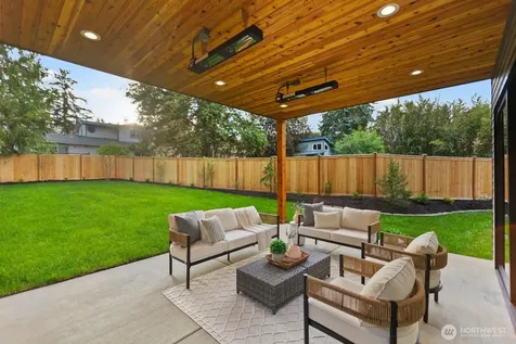 1755 NE 173 Avenue NE Bellevue WA 98008