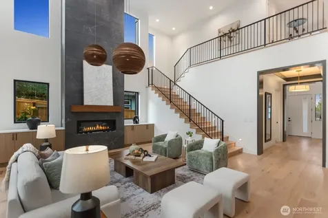 1755 NE 173 Avenue NE Bellevue WA 98008