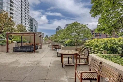 910 Lenora Street Seattle WA 98121