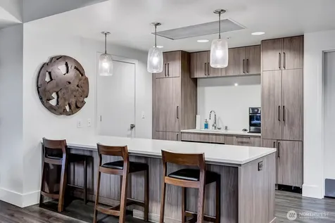 910 Lenora Street Seattle WA 98121