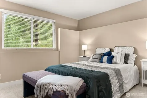 32 Cassal Road Winthrop WA 98862