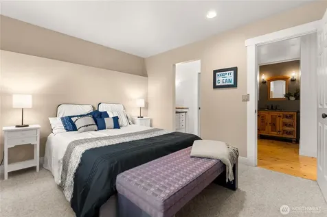 32 Cassal Road Winthrop WA 98862