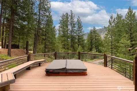 32 Cassal Road Winthrop WA 98862