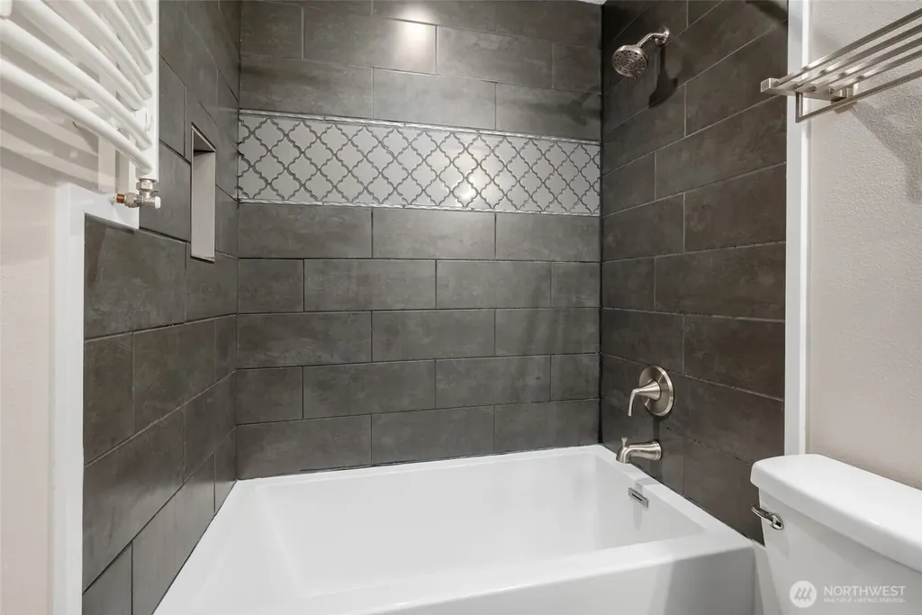 1863 Madrona Way Coupeville WA 98239
