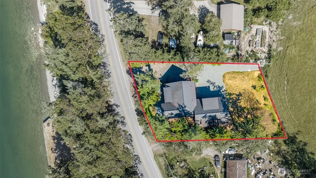 1863 Madrona Way Coupeville WA 98239