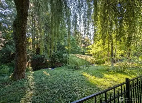 20042 12 Avenue NE Shoreline WA 98155