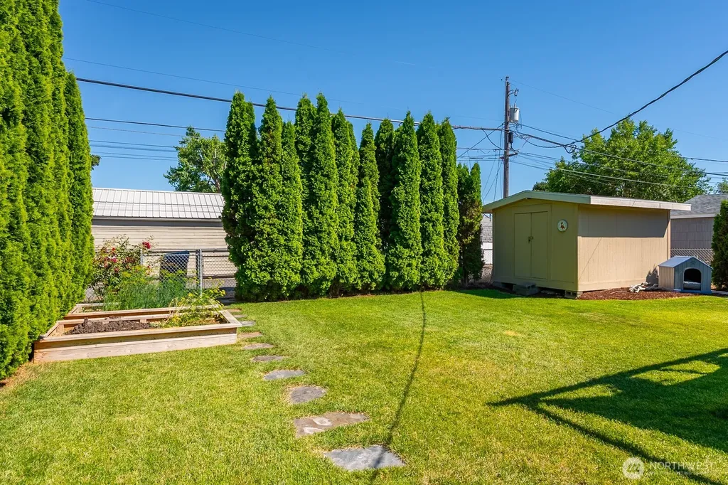 1238 D Street SW Ephrata WA 98823